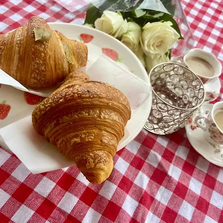 Ej Station Corner 아파트 베로나