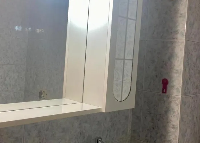 Ej Station Corner * Werona