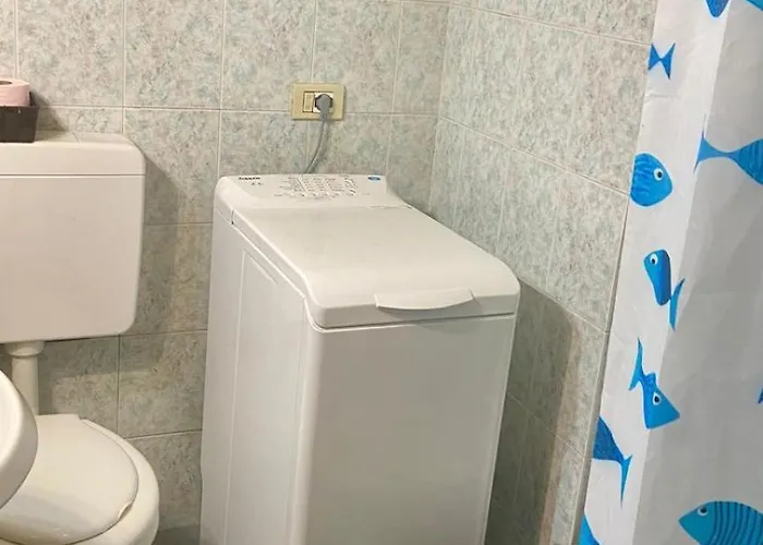 Ej Station Corner Apartman *